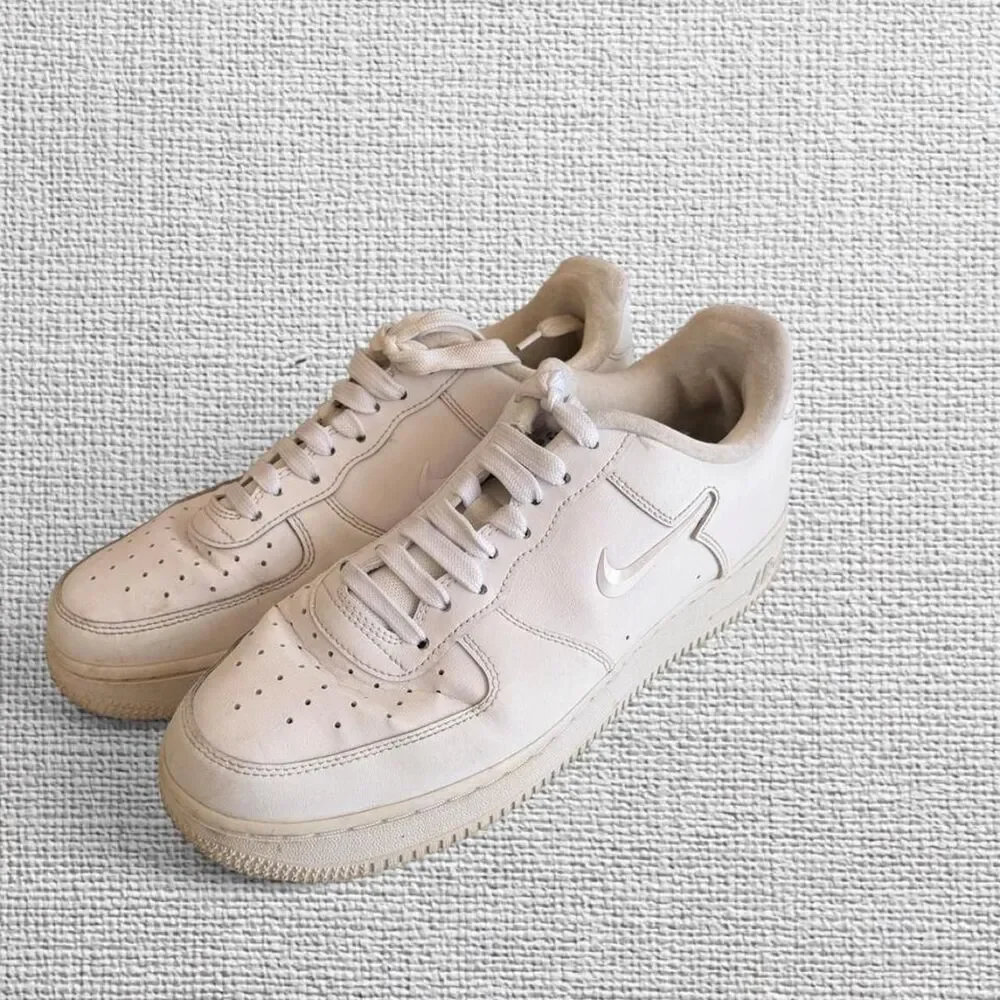 Nike Women's White Trainers